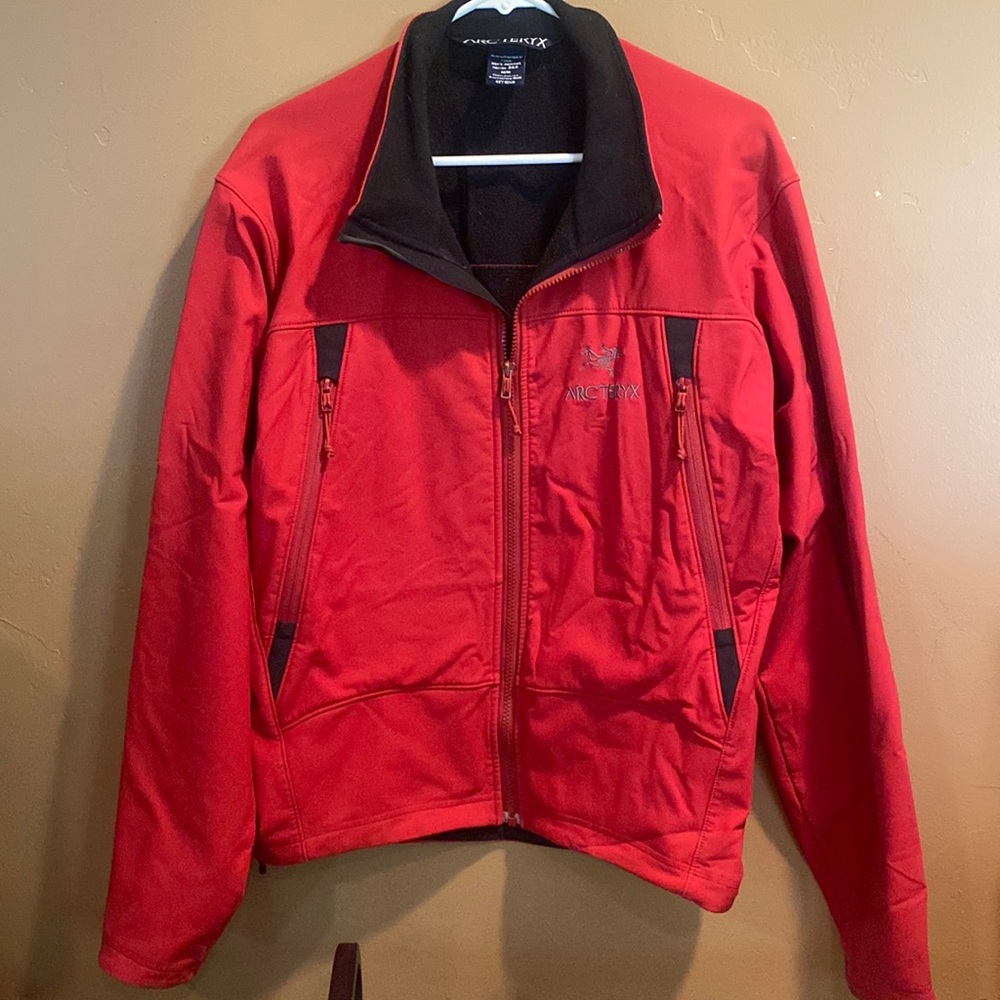 Men’s Medium ARC’TERYX Dark Red Jacket Polartec Insulated 🪶